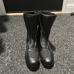 Black Motorcycle Boots